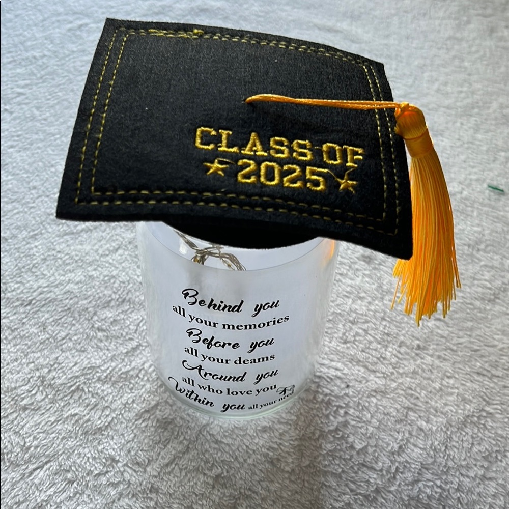 Class of 2025 Graduation Cap with Yellow Tassel Mason Jar